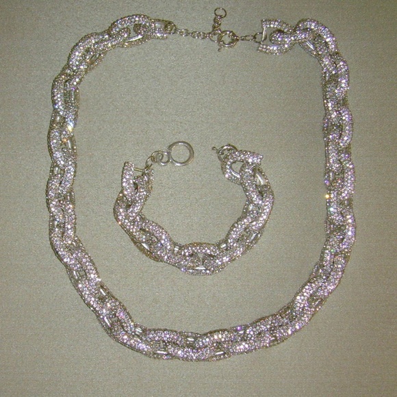 Brilliant Silver-Tone and Rhinestone Chain Link Bracelet - BLING! - Picture 13 of 14